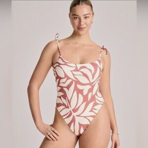 Vitamin A Pink Floral Print One-Piece Swimsuit NWT